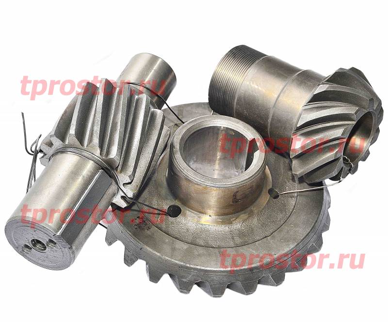 4320-2402009-10 Шестерни редуктора Z=47 (из 3-х шестерен,Z=14, i =7,32) АЗ УРАЛ